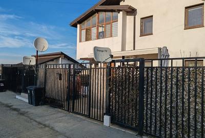 Apartament cu 3 camere decomandat, mobilat în Ciric