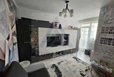 Apartament cu 2 camere decomandat, mobilat în Turnișor
