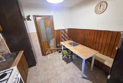 Apartament cu 4 camere decomandat, mobilat în Dâmbovița - 2