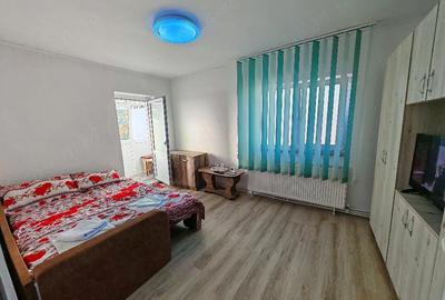 Garsonieră decomandată în Central - 6
