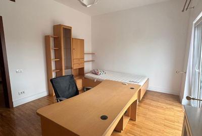 Casă cu 4 camere în Central - 15