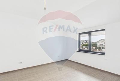 Casă cu 5 camere cu Teren 559 Mp în Samurcași - 16