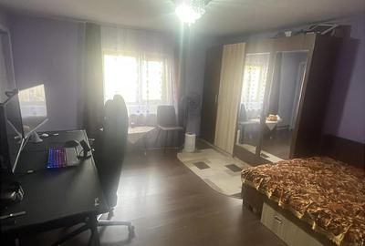 Casa 4 camere in Ploiesti, zona  Mihai Bravu - 15