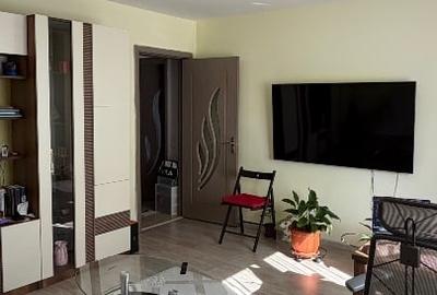 Apartament cu 3 camere decomandat în Metalurgiei - 8