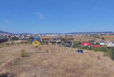Teren intravilan 1100 mp - zona 1 Mai - 4