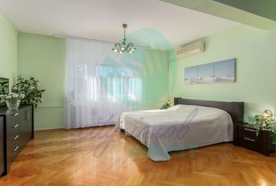 Vilă spațioasă cu curte superbă lângă Parcul Circului - 7