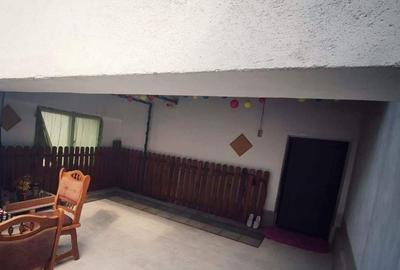 Apartament cu 5 camere semidecomandat în Central - 1