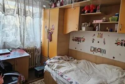 Apartament cu 3 camere decomandat în Central - 1