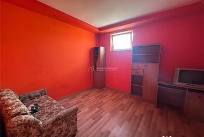 Casă cu 4 camere cu Teren 390 Mp în Central - 4