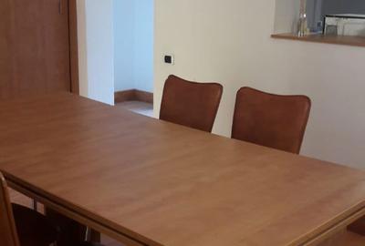 Casă cu 4 camere decomandat în Central - 20