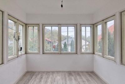 Aproape De Castelul Cantacuzino - 13