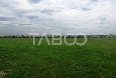 Teren de vanzare 4700 mp cu deschidere de 125 m zona Turnisor Sibiu - 2