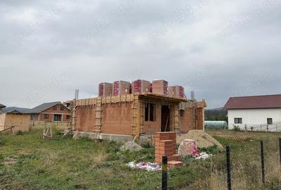 De Vanzare Casa la rosu sau finalizata la cheie loc Vulcan, la doar 15 min de central Brasovului - 2