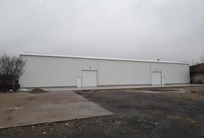 Spațiu comercial, de 540 mp, în Central - 4