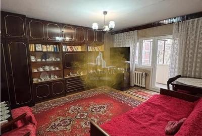 Apartament 3 camere Decomandat etaj 1 - 1