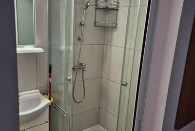 Garsonieră decomandată în Central - 2