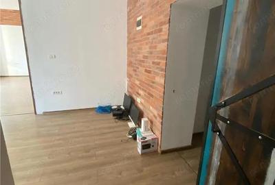 Incgiriez Spatiu Comercial cu intrare din bulevard - 5