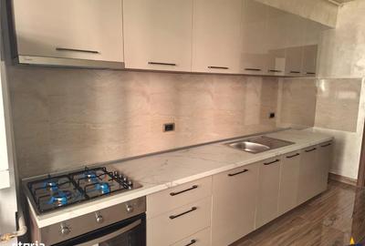 Apartament cu 2 camere decomandat în Tractorul - 10