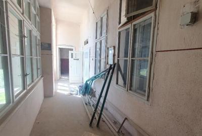 Apartament cu 5 camere semidecomandat în Central - 13