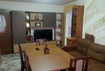 Inchiriez apartament 2 camere decomandat etaj 1zona Primaverii - 5