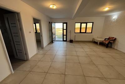 Casă individuală cu 5 camere cu Canalizare în Valu lui Traian - 3