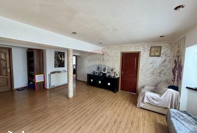 Casă cu 4 camere cu Teren 1076 Mp în Central - 12