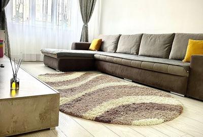 Apartament cu 3 camere decomandat, mobilat în Lipovei