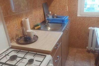 Garsonieră decomandată în Central