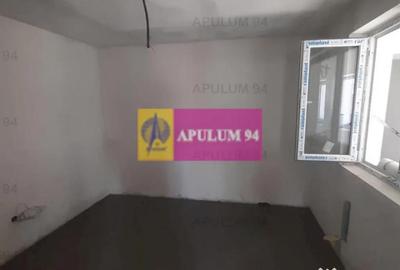 Casă cu 4 camere cu Teren 500 Mp în Copăceni - 2