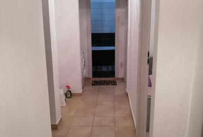 Apartament cu 3 camere decomandat, mobilat în Sălăjan - 1