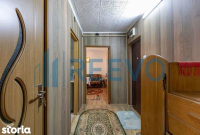 Apartament cu 3 camere semidecomandat, mobilat în Cornișa - 20