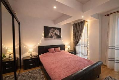 Central,  LUX Class - 5