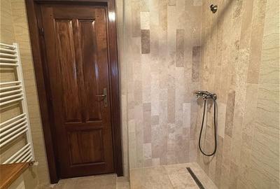 Casă individuală cu 6 camere cu Canalizare în Europa - 7