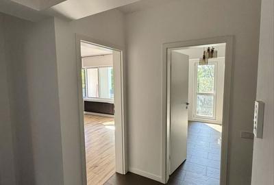 Apartament cu 2 camere decomandat în Apărătorii Patriei