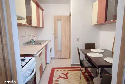 Garsonieră decomandată în Nicolina