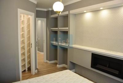 Apartament cu 3 camere semidecomandat în Gheorgheni