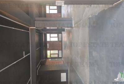 Spatiu comercial, stradal, parter de bloc si demisol, 800mp plus 600 mp teren li - 4