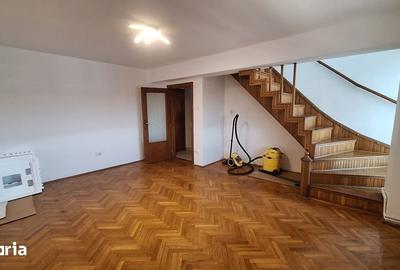 Apartament cu 4 camere în Olimpia-Stadion - 16