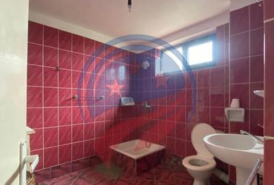 VILA CU 2500 MP TEREN LA 15 KM DE CRAIOVA CENTRU - 2