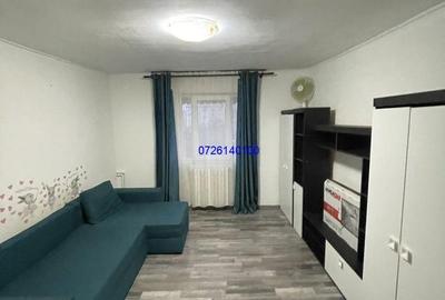 Garsonieră, mobilată în CET - 7