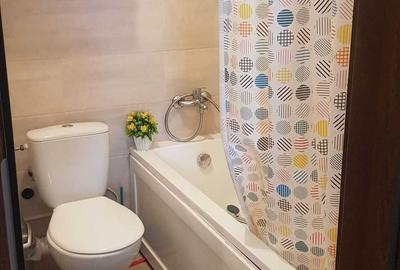 Apartament cu 2 camere semidecomandat în Berceni