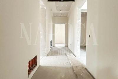 Casă cu 5 camere cu Teren 330 Mp în Zorilor - 6