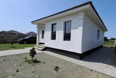 COMISION 0% | Casa Individuala | Comuna Padureni | 4 Camere - 4