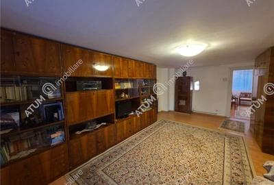 Casa spatioasa cu 3 camere si gradina de 200mp in centru istoric Sibiu Casa spatioasa cu 3 camere si gradina de 200mp in centru istoric Sibiu - 2