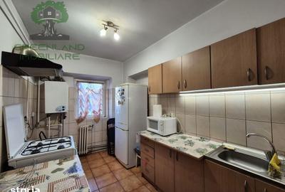 Apartament cu 4 camere decomandat în Dacia - 3