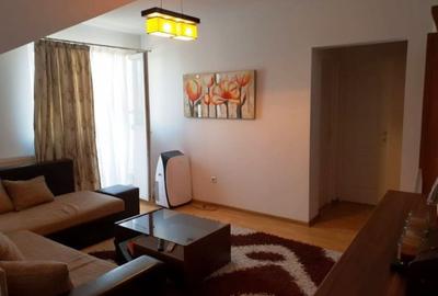 Apartament cu 2 camere decomandat, mobilat în Dâmbovița