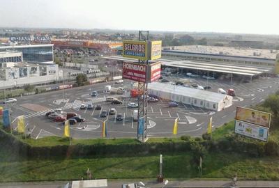 Apartament cu terasa generoasa - 4 camere, decomandat, Berceni, Sect 4 - 22