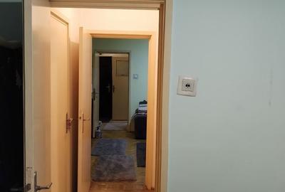 Apartament 2 cmere liber la vanzare zona Astra - Planete - 4