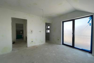 Casă individuală cu 4 camere cu Garaj în Moșnița Veche - 9