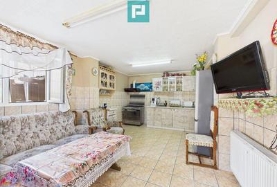 Casa cu 4 camere in Parneava - 4